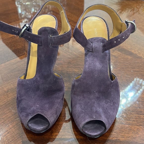 Two times worn and good condition. - Picture 2 of 6